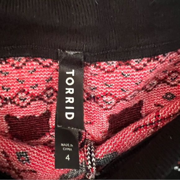 Torrid 4x sweater cat leggings - Picture 2 of 2